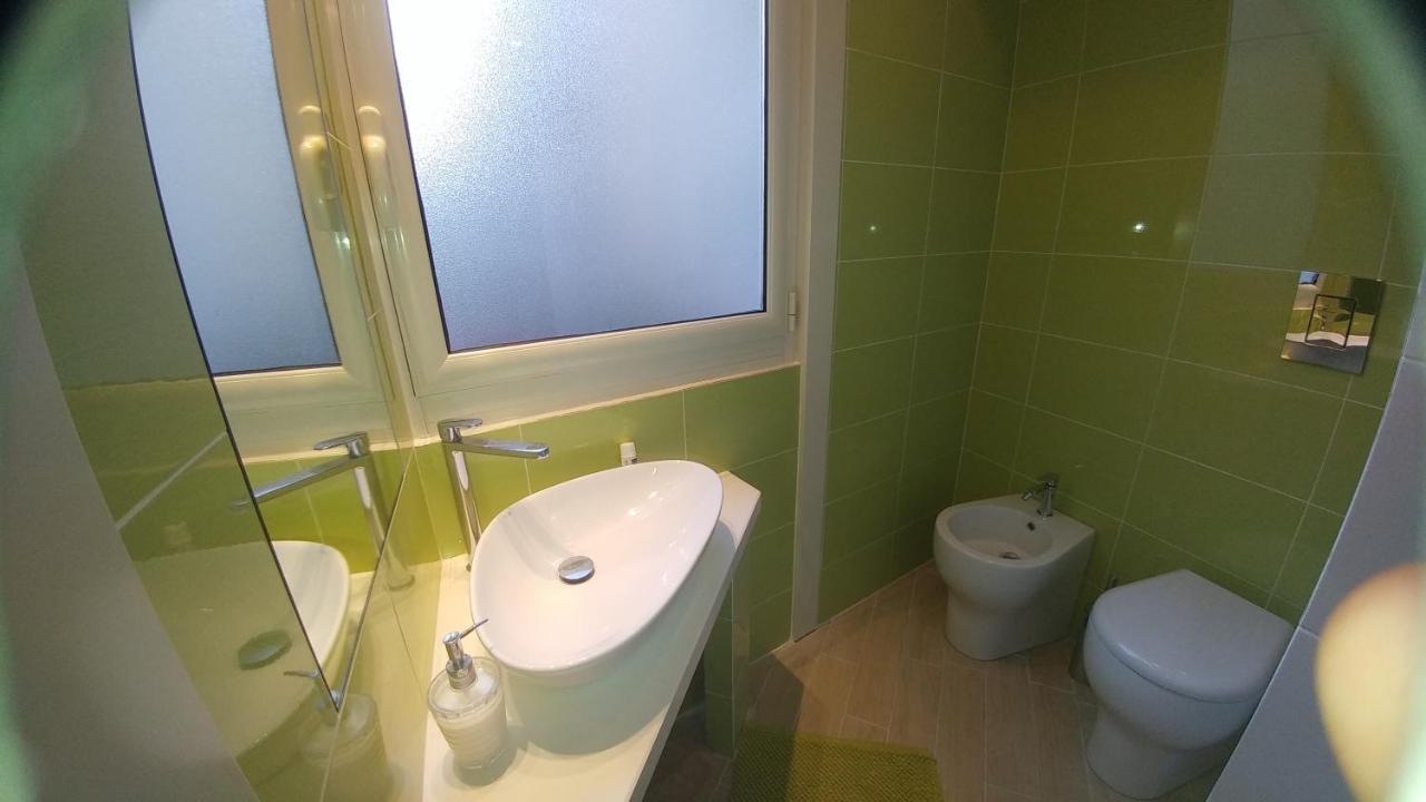 Kosie - Il Comfort Di Stile Con 2 Bagni Hotel Palermo Luaran gambar