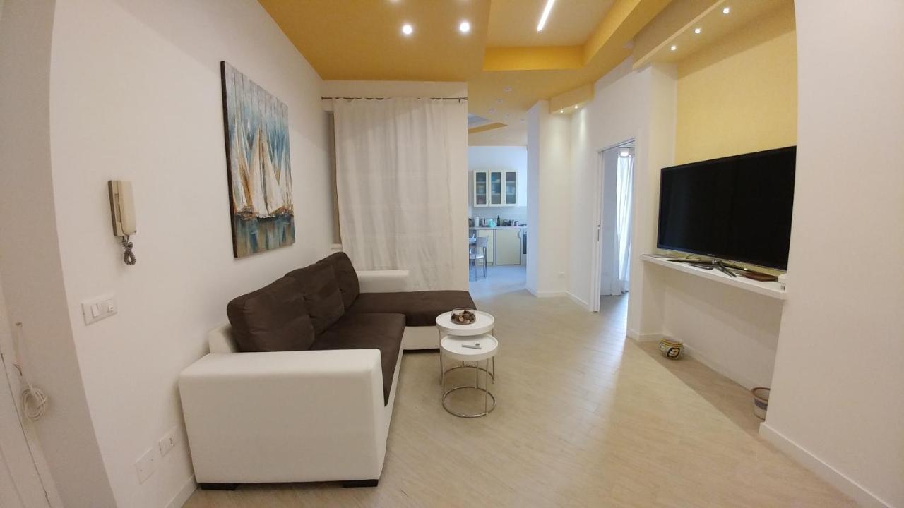 Kosie - Il Comfort Di Stile Con 2 Bagni Hotel Palermo Luaran gambar