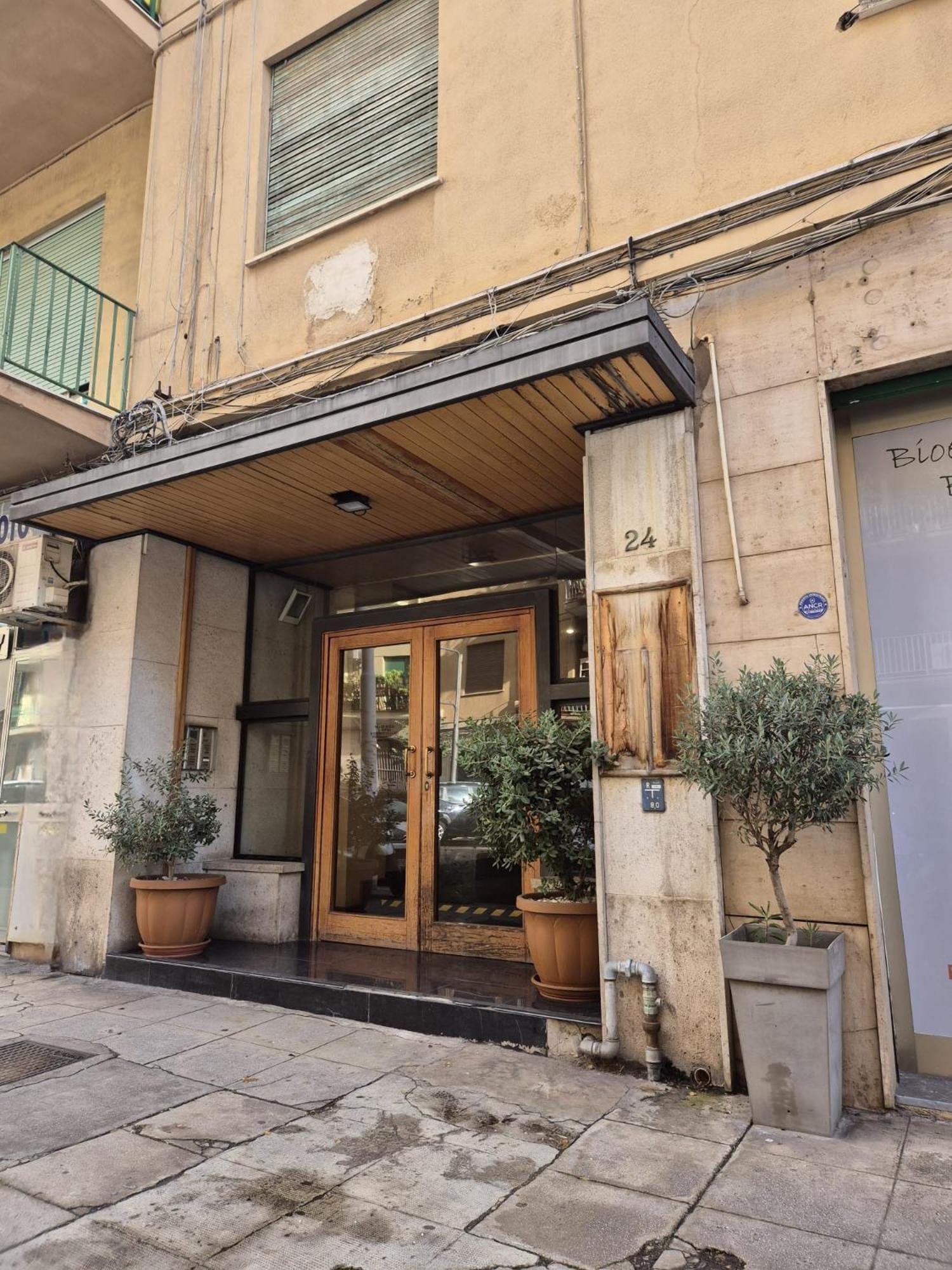 Kosie - Il Comfort Di Stile Con 2 Bagni Hotel Palermo Luaran gambar